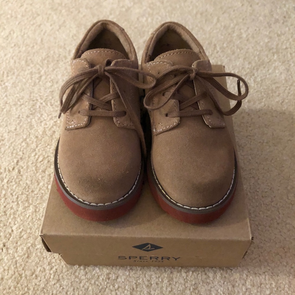 LIKE NEW Sperry toddler dress shoes!